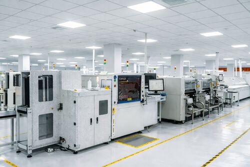 Blog perusahaan terbaru tentang Perjuangan dengan Efisiensi Produksi SMT? Temukan Solusi Otomasi untuk Produsen Elektronik Global